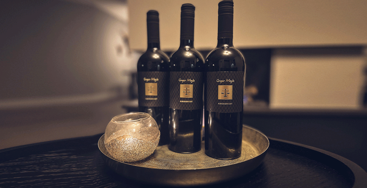 3 Fl. Rotwein - Gleichgewicht,